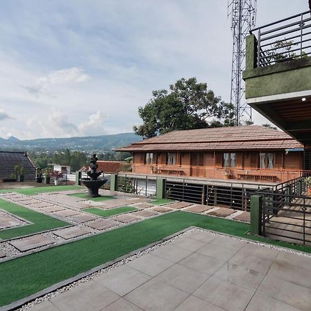 Samakta Guest House Lembang Exteriér fotografie