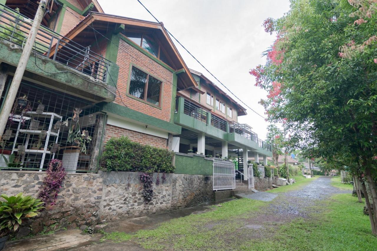 Samakta Guest House Lembang Exteriér fotografie