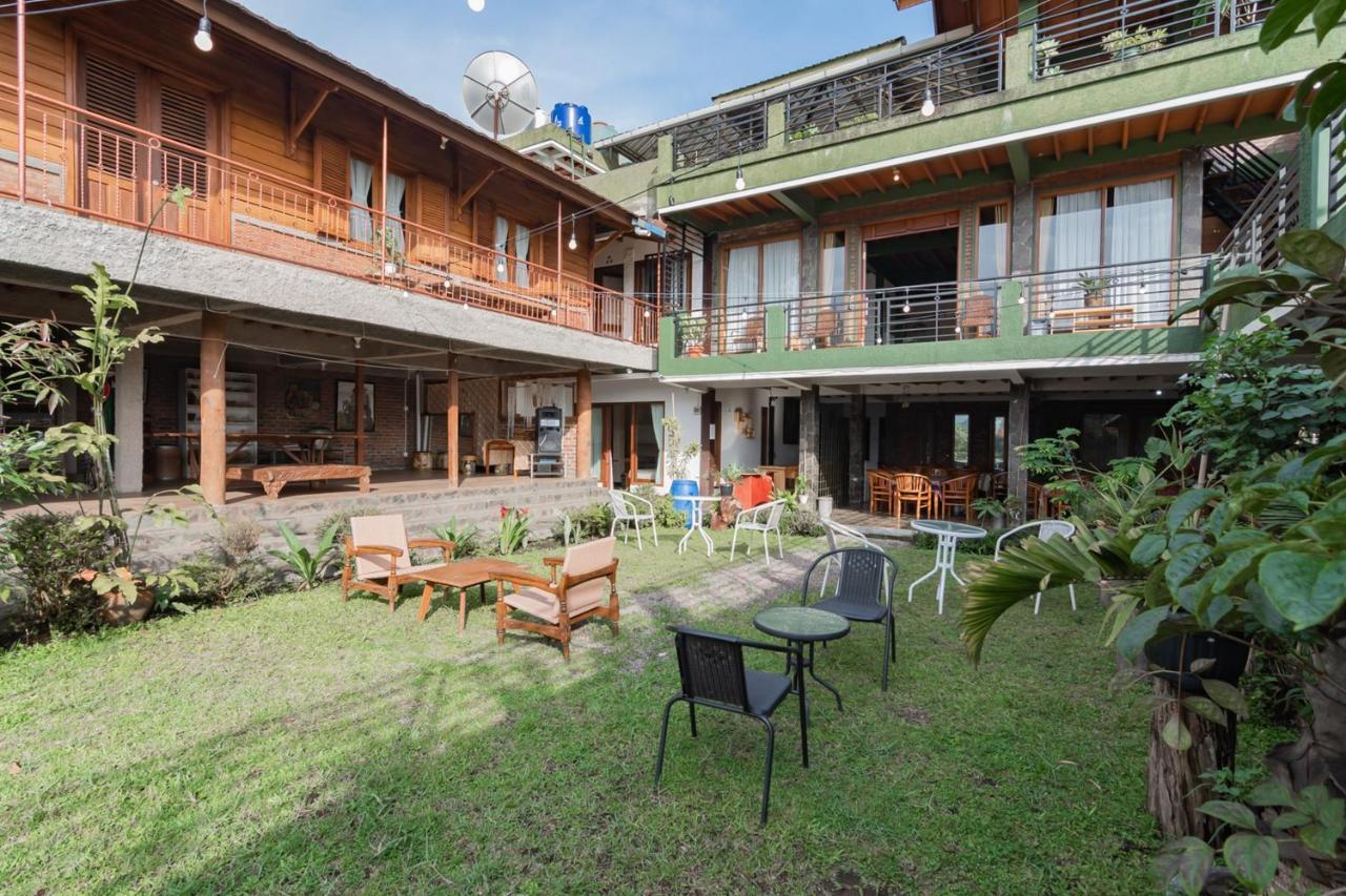 Samakta Guest House Lembang Exteriér fotografie